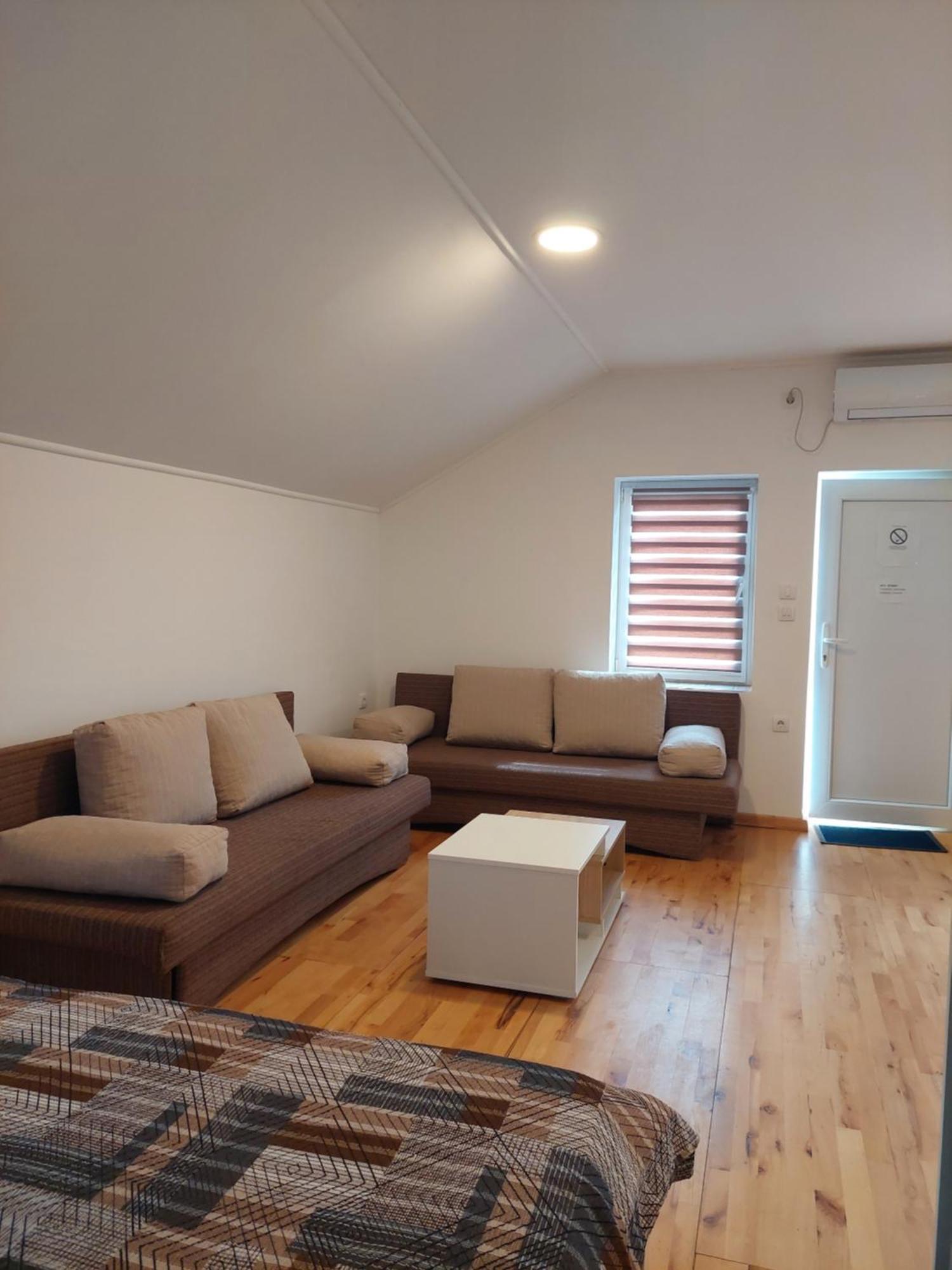 Apartment M&M Pacir Exterior photo